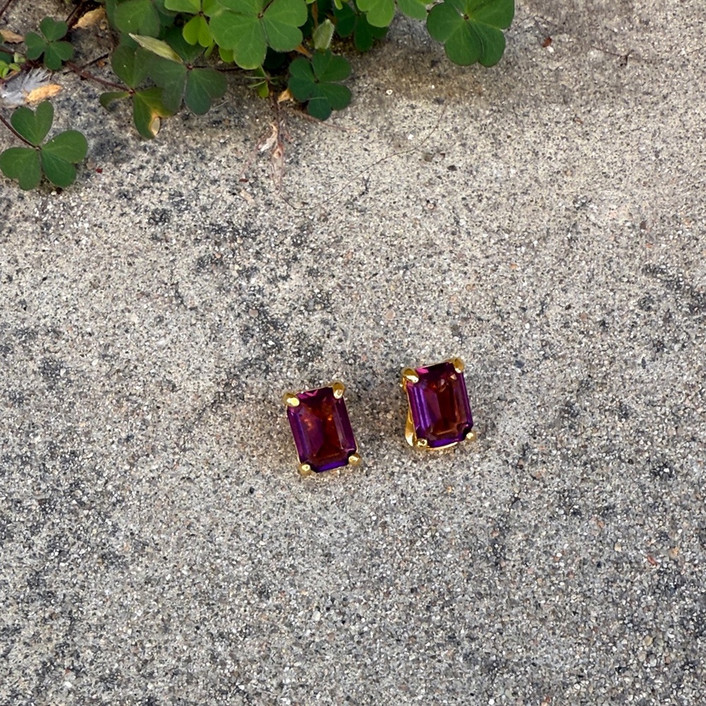 Vintage, Emerald Cut Purple Crystal Stud